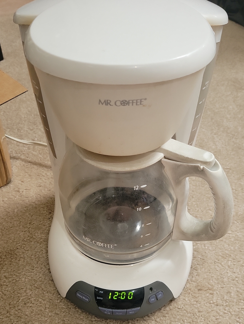 Mr. Coffee TF6 Coffee Maker 4 Cup Glass Carafe Drip. NOT TESTED FAIR CONDITION.